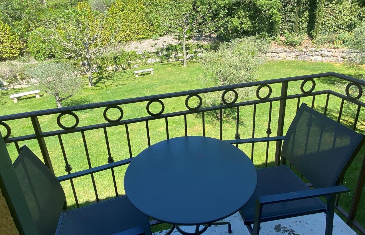 Les Sables D'Ocre & Spa Roussillon  Exterior photo